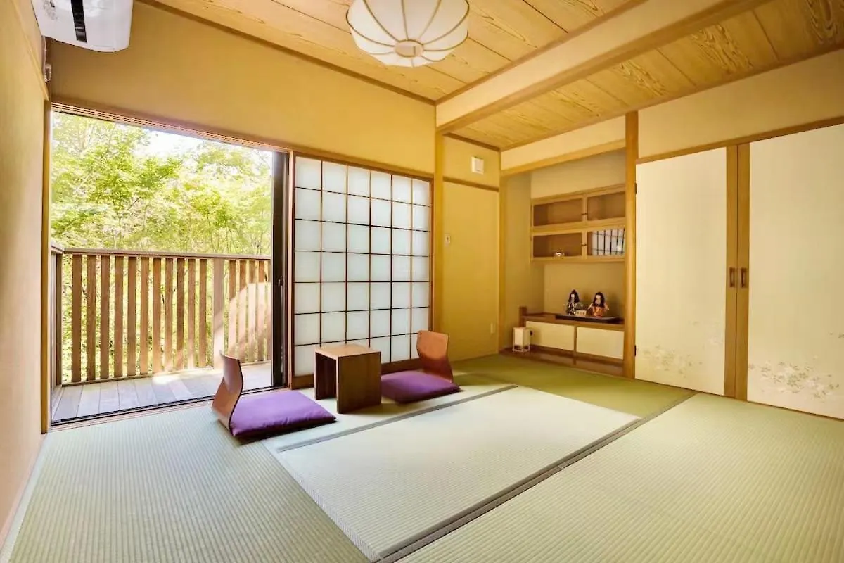 雅・小涌谷　温泉別荘　Miyabi Kowakudani Hopspring Villa Ashinoyu
